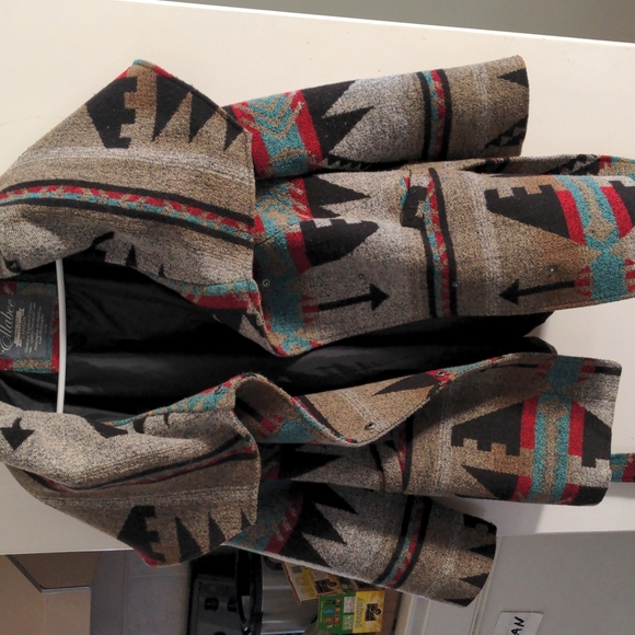 Patterned Hooded Pea Coat - Picture 7 of 8